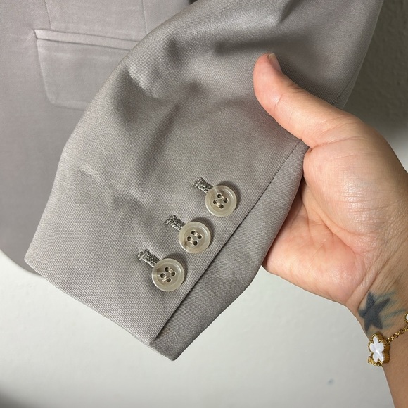 J. Crew 100% Wool Blazer in Greyish Beige - lined - size 2 - Picture 4 of 7